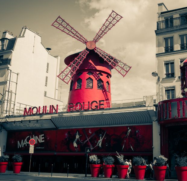 Moulin Rouge Show